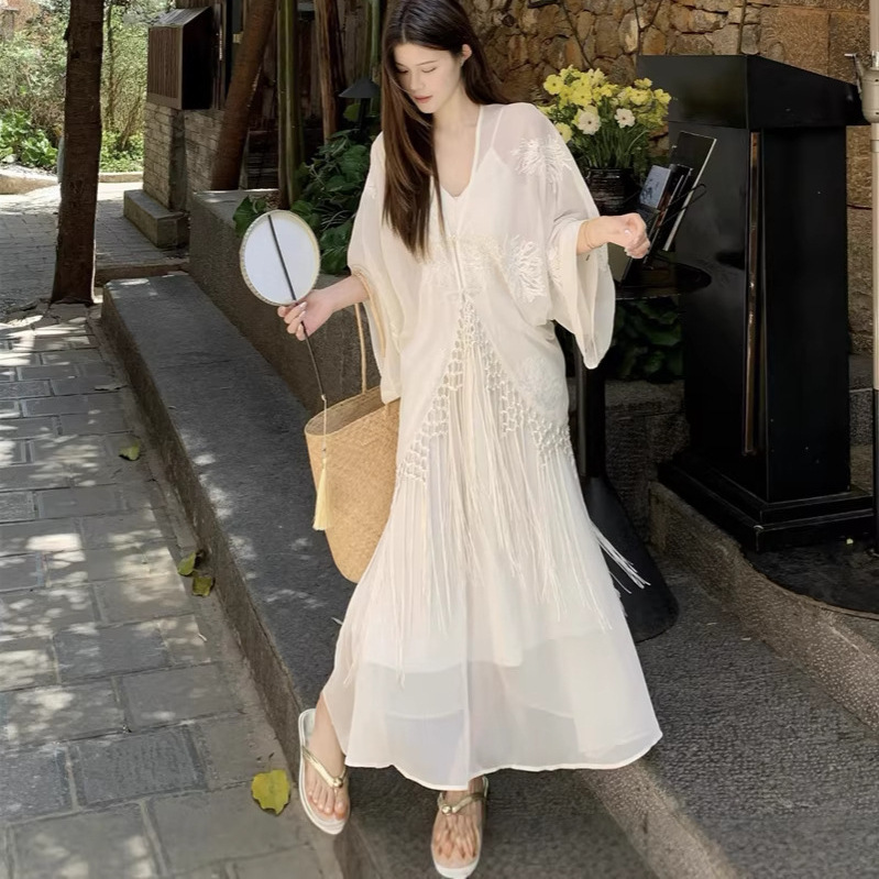 New Chinese-Style Women's Outfit with a High-End Feel, Elegant and Cool National Style Cover-Up Jacket, Camisole Dress, and Zen-Inspired Two-Piece Set New Chinese-Style Women's Outfit with a High-End Feel, Elegant and Cool National Style Cover-Up Jacket, Camisole Dress, and Zen-Inspired Two-Piece Set