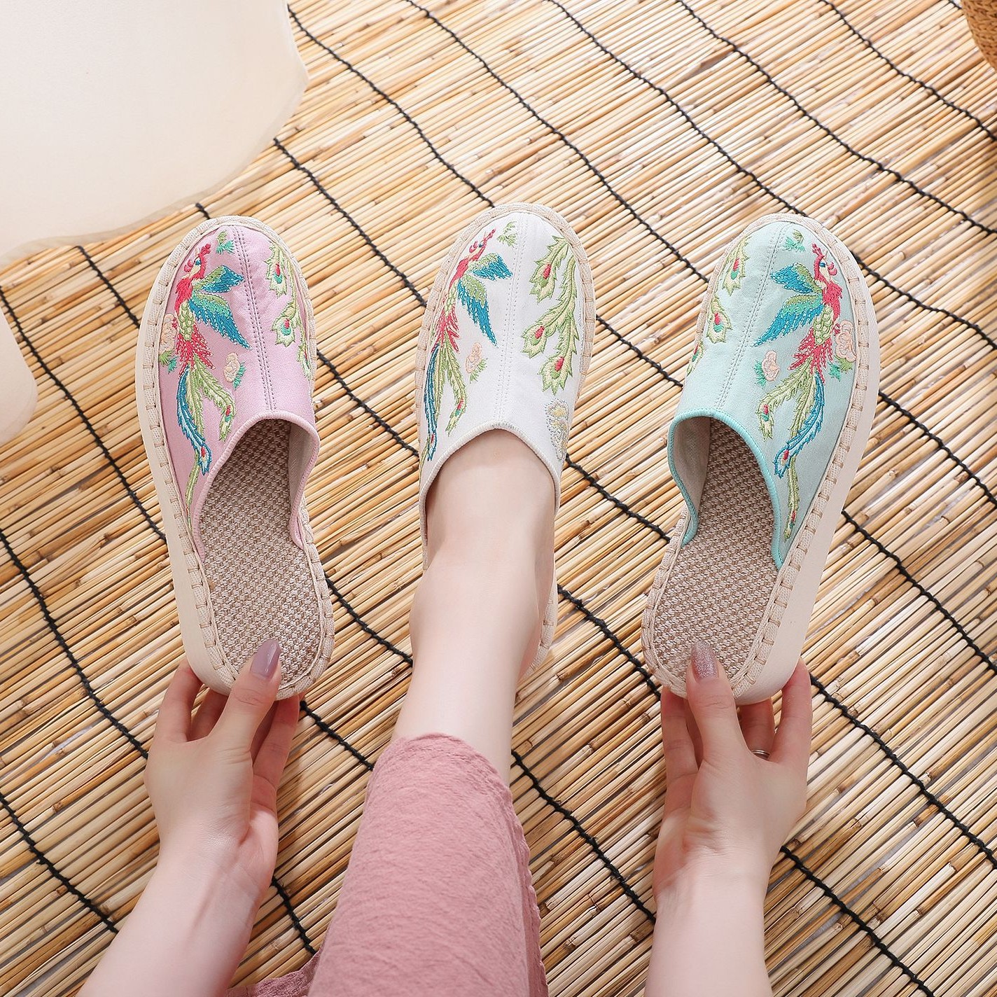 Wedge Phoenix Ethnic Style High Heel Slippers Yunnan Ethnic Embroidery Breathable Fashion Wedge Slippers