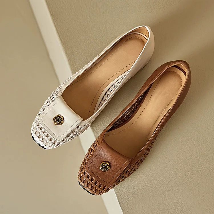 ins夏日的思念!山茶花~软面复古夏季编织凉鞋女粗跟镂空浅口单鞋