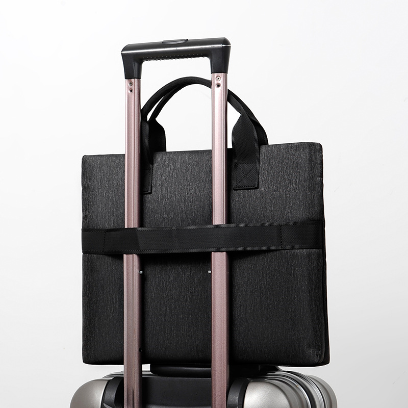 Muestra de bolso de hombre, bolso de computadora, bolso de mano, maletín de negocios de gran capacidad, maletín de hombre, maletín de impresión