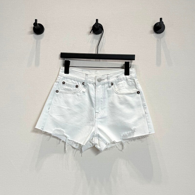 Shenzhen Nanyou R13 New High-Waisted White Denim Shorts for Women with Ripped Edges, Slimming, Versatile, Trendy Summer Style Shenzhen Nanyou R13 New High-Waisted White Denim Shorts for Women with Ripped Edges, Slimming, Versatile, Trendy Summer Style
