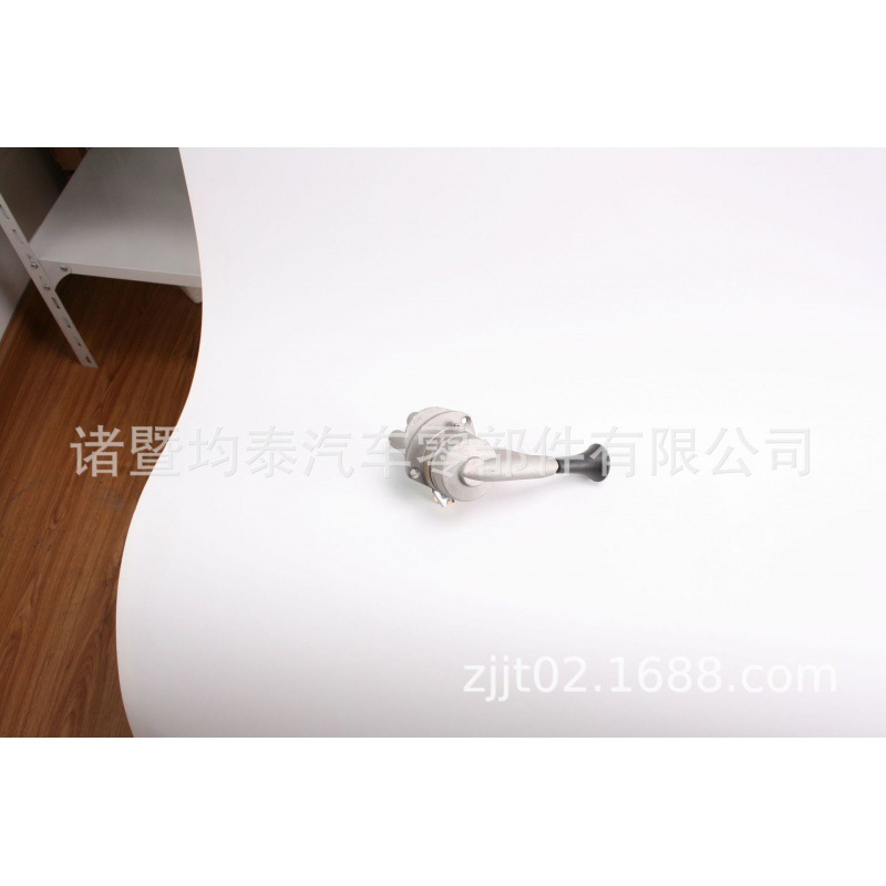 El Autobús Europeo manual del camión de la válvula 9617011000 parte SMT