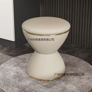 Light Luxury Makeup Stool Bedroom Dressing Stool Modern Simple Hourglass Manicure Stool Ins Scandinavian Rotatable Makeup Chair