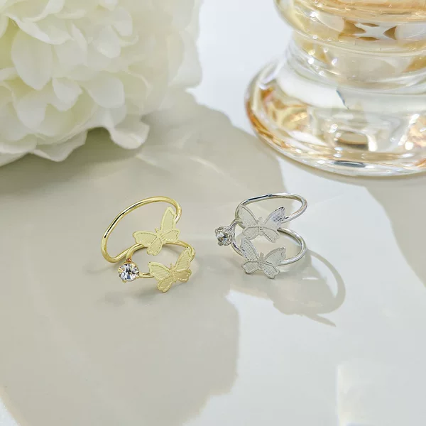 Sexy and Cool Style Diamond-Encrusted Ear Cuff for Women, K-Style, Simple and Versatile, Compact Butterfly Pierced Earrings