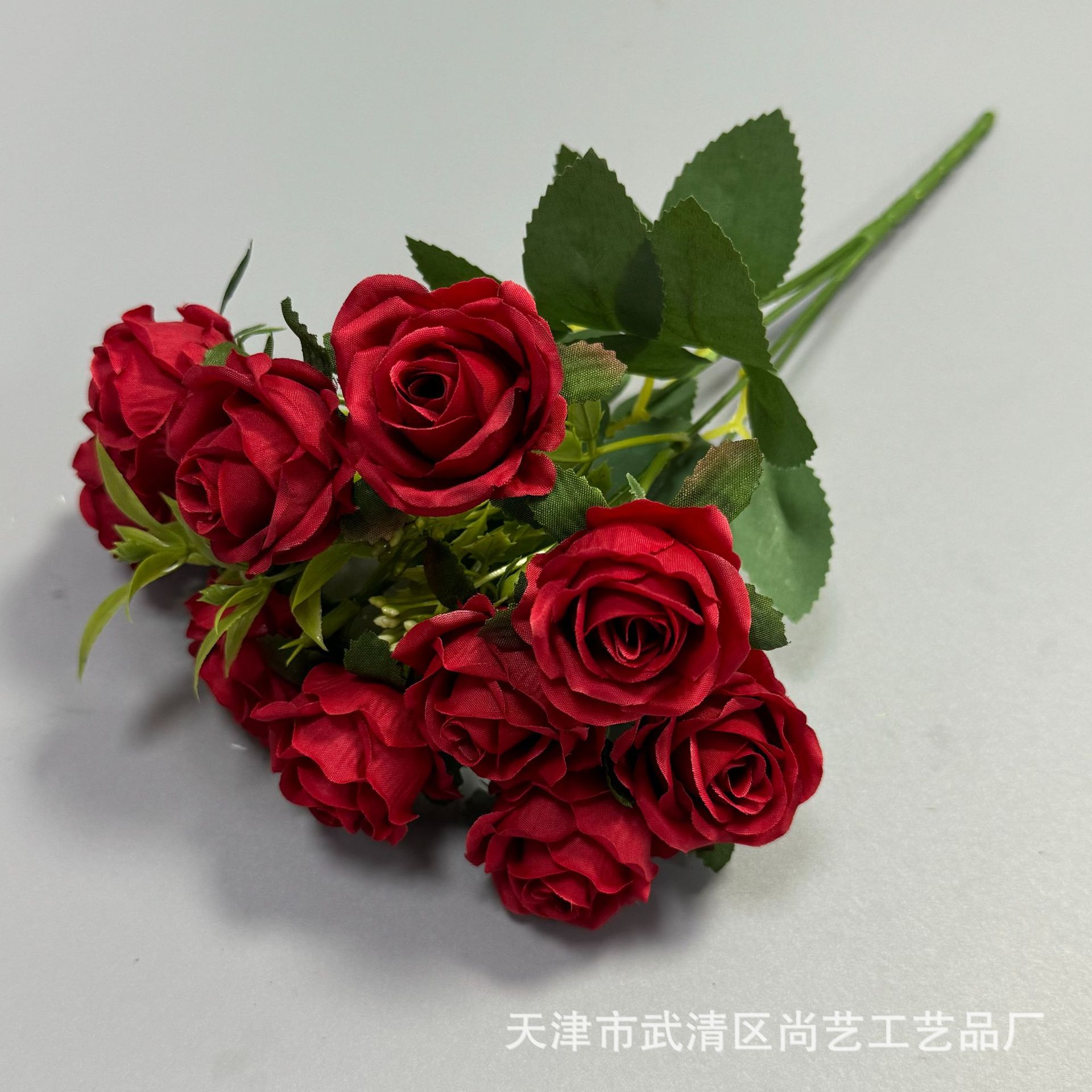 빨간색