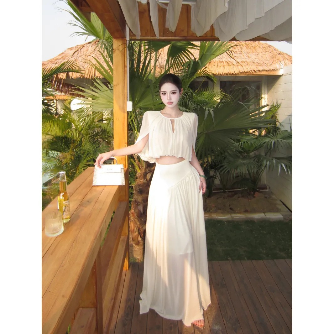 Two-piece Set: Fashionable And Luxurious Spring New Hollow-out...