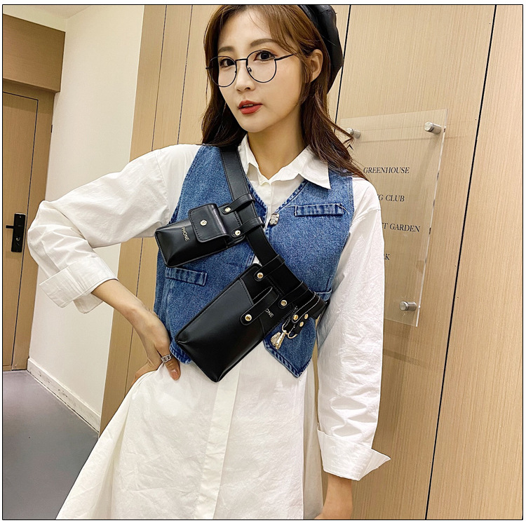 Fashion Bungee Mobile Phone Vertical Hit Color Waist Bag display picture 14