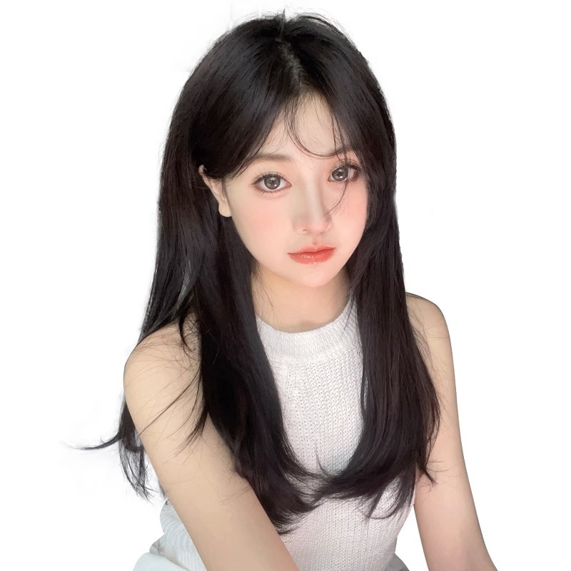かつら一枚のu型マイクロ巻きかつらの女性の長髪の中に髪を掛けます。|undefined