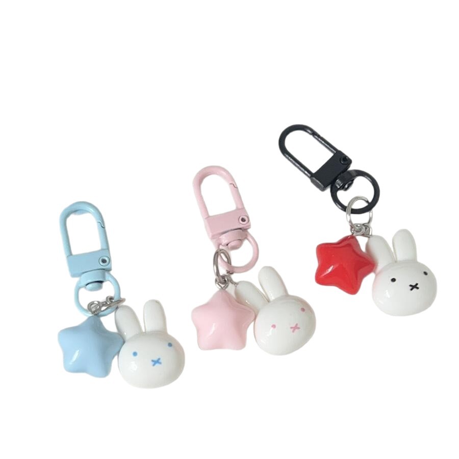Japón Mifei conejo estrella clave suave corazón de niña crema estrella pentagonal bolso colgante regalo de amiga