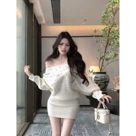 一字肩子纯欲蝙蝠袖毛衣高腰包臀裙长秋季袖针织连衣裙镶钻短裙女