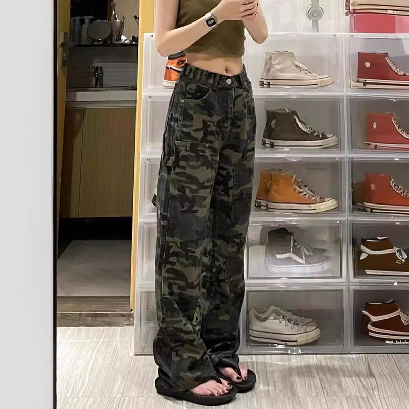 アメリカ式hiphop迷彩工装ズボンの女性は太っています。|undefined