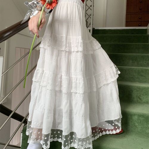 White Semi-Body Skirt for Women, Design-Focused Lace Edge Tiered Cake Skirt, Spring and Summer High-Waist French Style Maxi Dress with Large A-Line Skirt