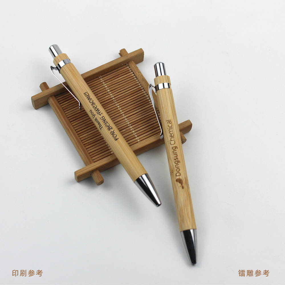 Impresión gratuita personalizada ecológica dos lápiz de bambú brillante personalizado a prueba de insectos de bambú y lápiz de bola de madera image 3