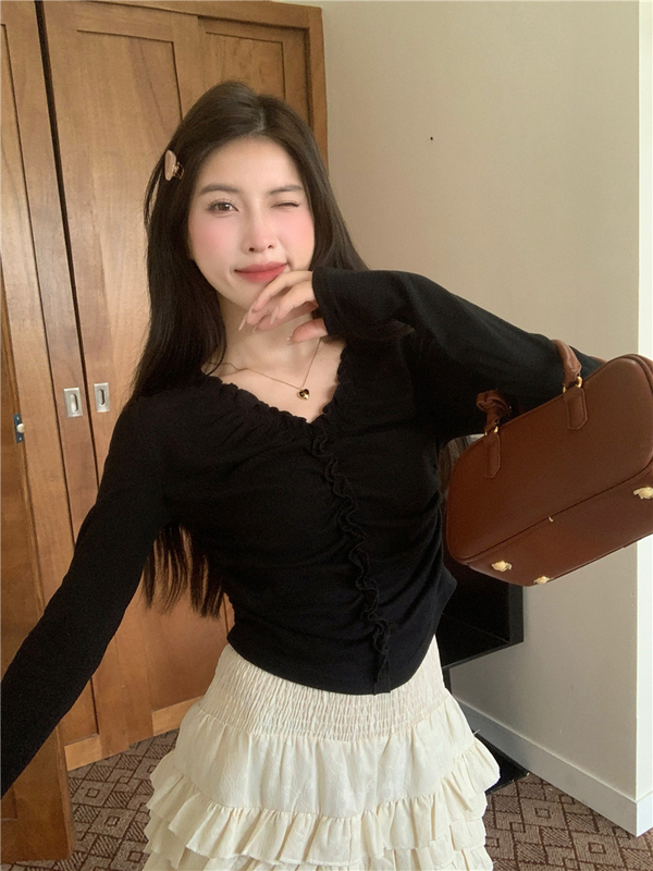 法式少女风褶皱V领长袖T恤女早秋设计感小众边修身打底衫上衣2025|undefined