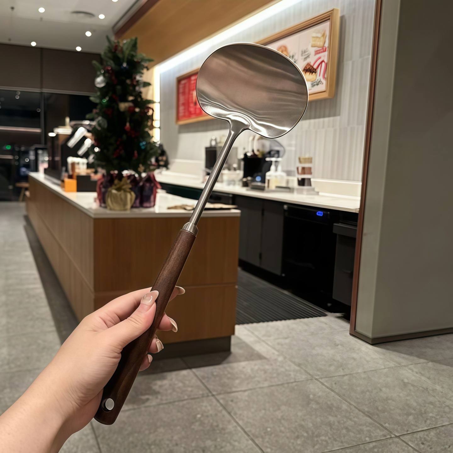 木柄不锈钢蘑菇铲大小号家用厨房长柄防滑锅铲炒菜不粘锅炒勺铁铲
