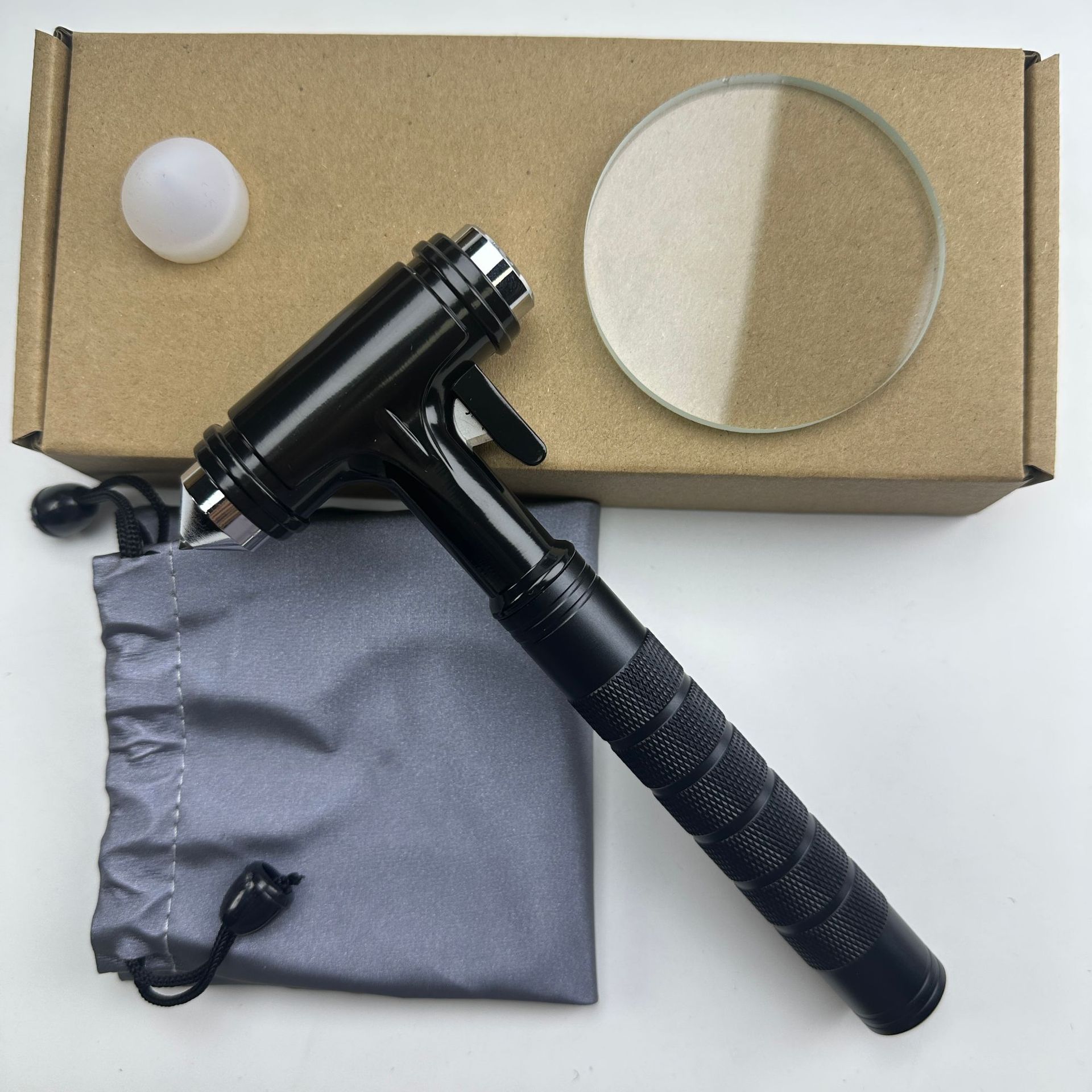 Directly supplied by the manufacturer, the car emergency safety hammer is made of solid all-metal tungsten steel with a built-in cutter for escape and self-rescue