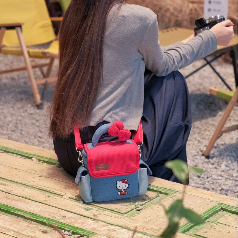 2025 新しいニッチデザインショルダークロスボディバッグかわいい女の子カメラバッグ超人気多用途ポータブル通勤バッグ|undefined