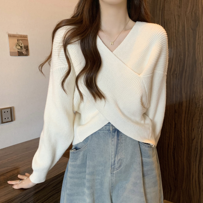 不规则交叉v领套头毛衣女秋季内搭宽松慵懒短款针织衫设计感上衣|undefined