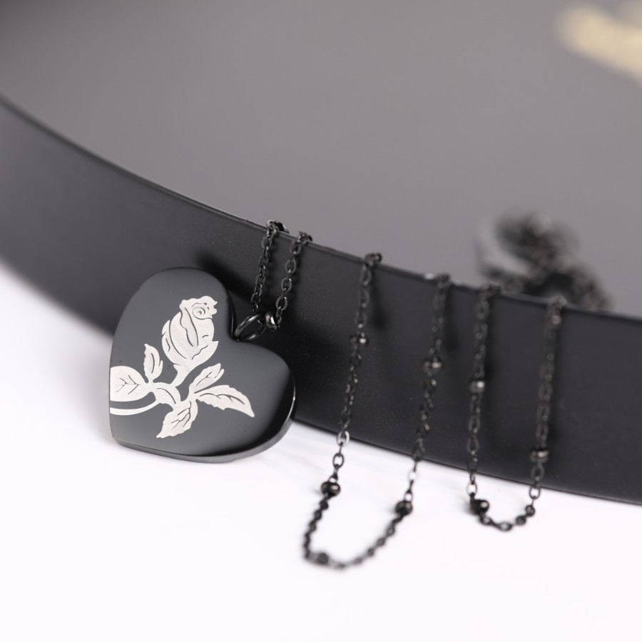 Retro Black Heart Rose Flower Dark Titanium Steel Necklace Wholesalepicture4