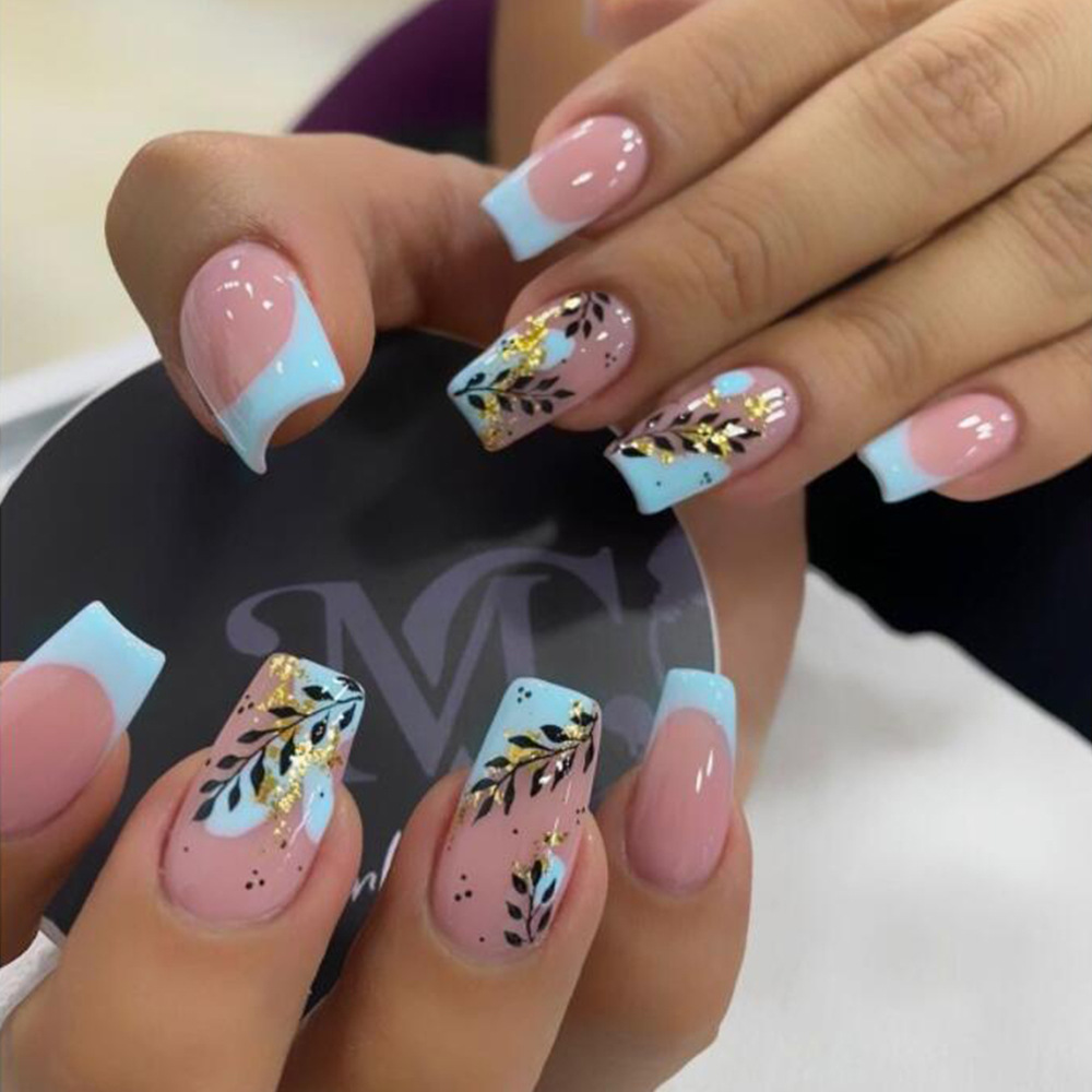 Venta caliente transfronteriza, fresco, ropa francesa, piezas de uñas, brillo dorado, hojas, uñas blancas, uñas postizas desmontables