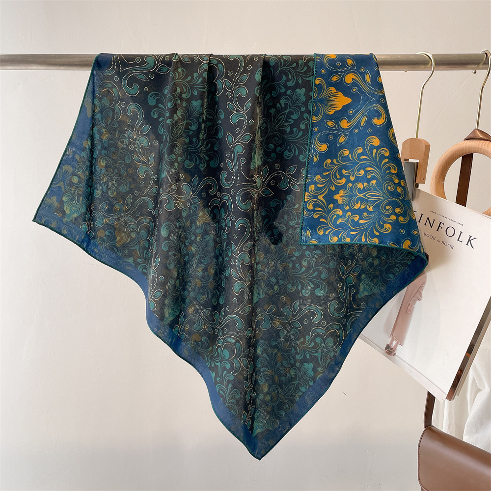 2023 New Double sided Two Color Fragran Cloud Yarn Prined Square Scarf 70cm Silk Scarf Elegan Chinese Syle Shawl_voghion.com