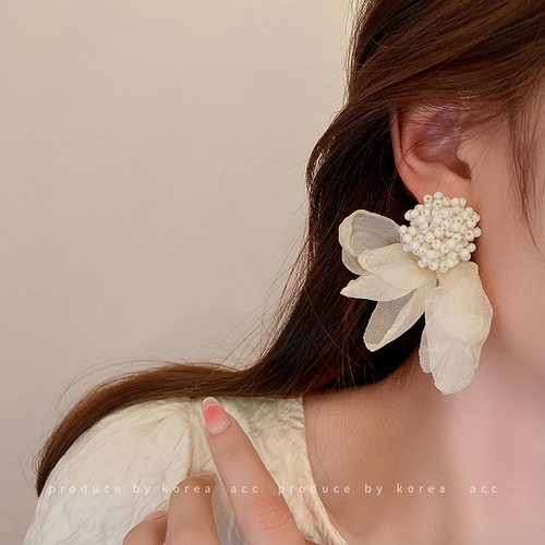 Silver needle personalized retro flower organza earrings simple pastoral style exaggerated temperament earrings fashion Internet celebrity earrings
