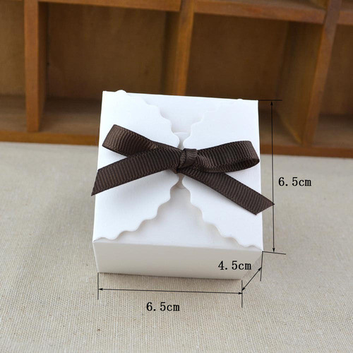 Wavy kraft paper box Amazon gift box candy box white kraft paper color baking packaging box with ribbon