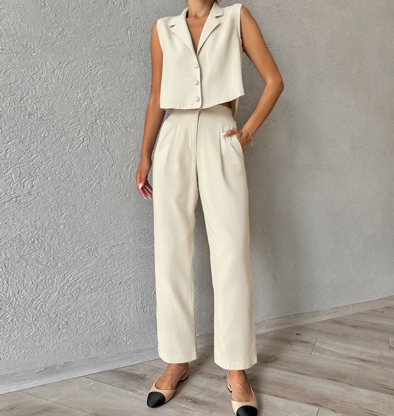 Ropa de mujer Traje casual de moda de verano de algodón y lino de color puro chaleco suelto sexy sin mangas pantalones versátiles traje simple de dos piezas_voghion.com