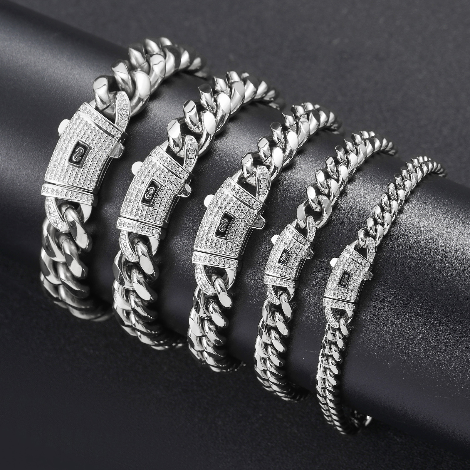 Acero Inoxidable 304 Cobre Chapado En Oro De 14 Quilates. Casual Estilo Simple Enchapado Embutido Geométrico Circón Pulsera Collar display picture 6