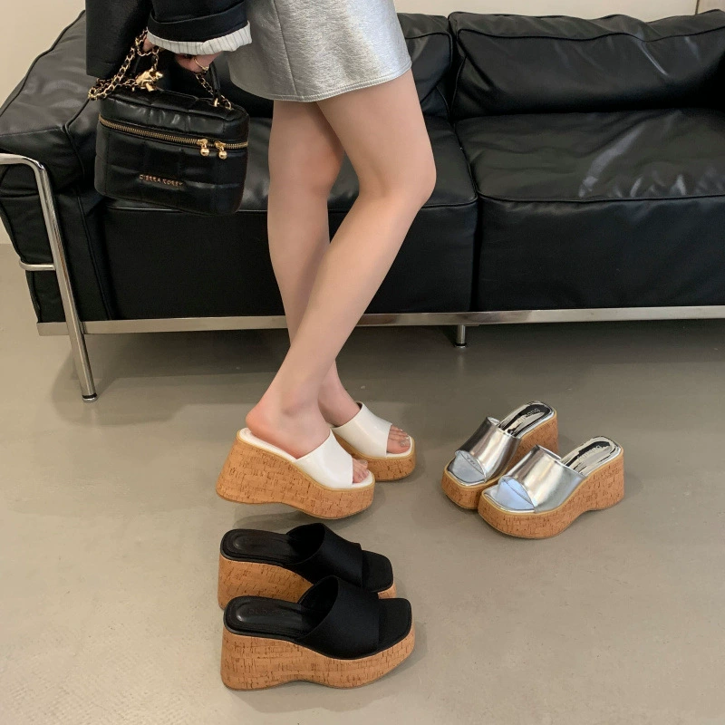 Новые женские туфли на танкетке с толстой подошвой и эффектом дерева, открытые, на высоком каблуке, весна-лето 2025