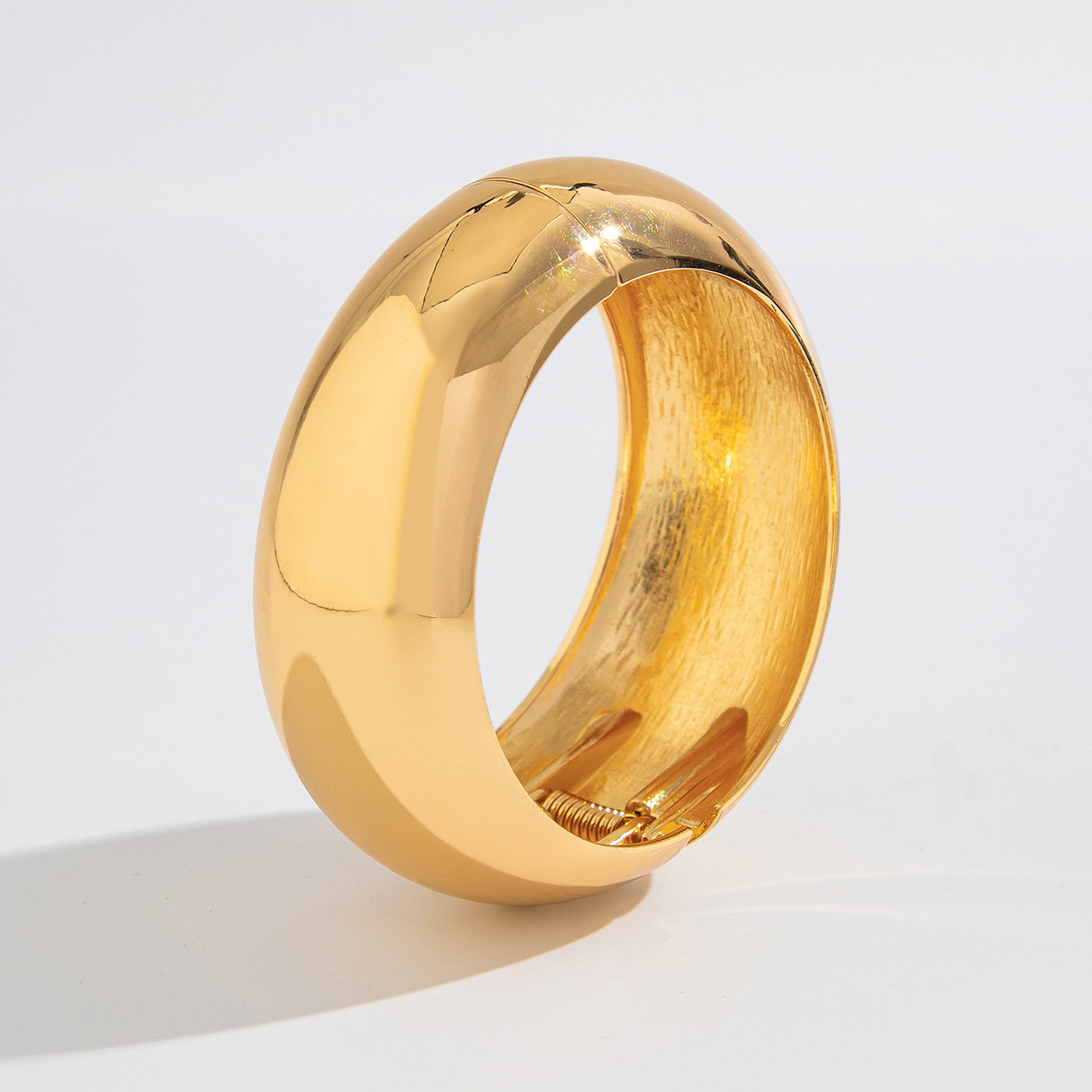 55g Weight Bangle Classification Alloy Chain Material 1 Piece Quantity Holiday, Travel Occasion Alloy Material Geometric Pattern Women's Gender Plating Design Elegant, Lady, Simple Style Style Elegant Lady Simple Style Geometric Alloy Bangles Wholesale 12