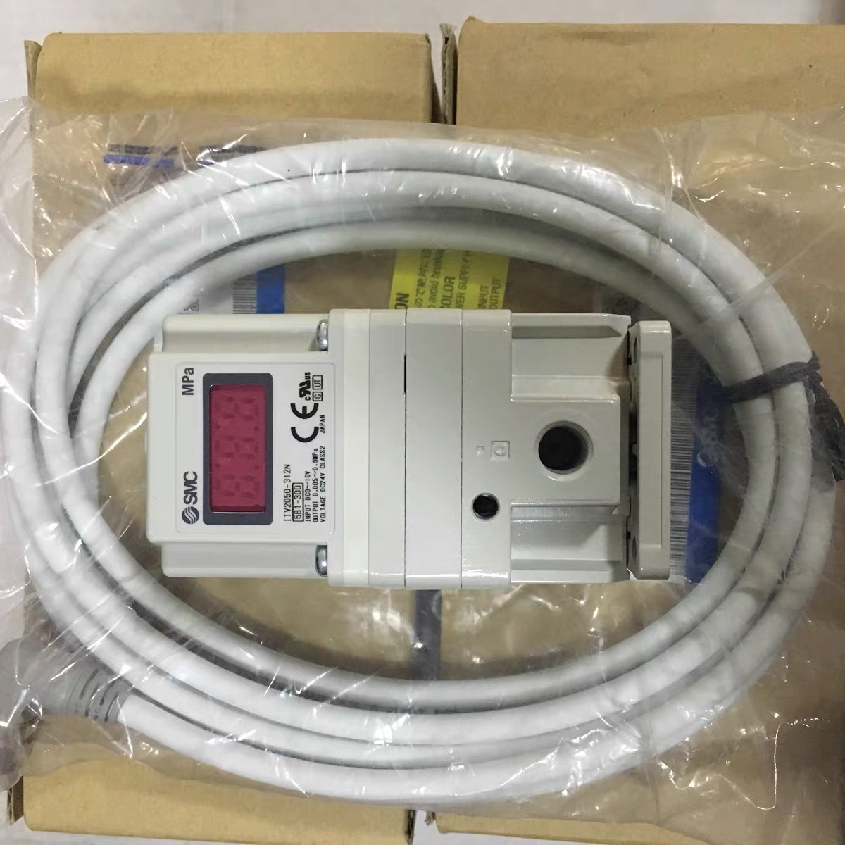 全新原装SMC电气比例阀    ITV2050-312L3