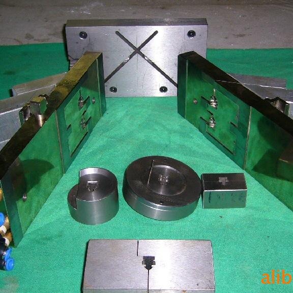 供应门封条自动焊接模 挤出 定型 切角 打孔 检验 MFT一整套