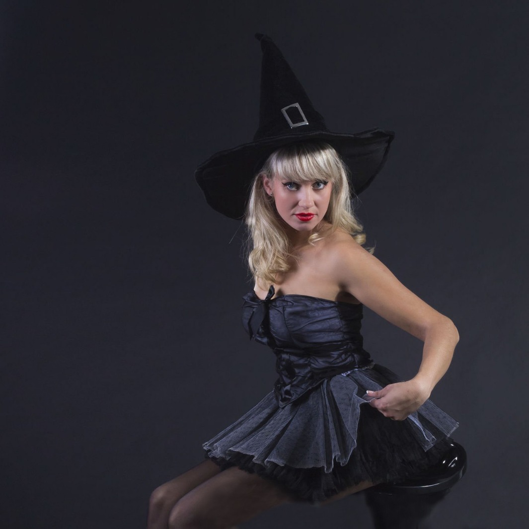 Sombrero de bruja de Halloween transfronterizo Sombrero de bruja negra Sombrero de bruja de ángulo recto Sombrero de bruja adulto Sombrero de brujo para niños Sombrero de brujo