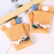 儿童加绒加厚可爱卡通毛绒毛线学生保暖防寒防滑半指加盖学生手套