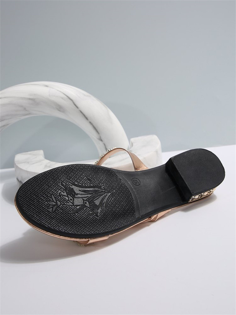2026 Women's Shoes Fashion Rhinestone Outer Wear Women's Word Sandals Summer New Casual Slippers_vogvips.com