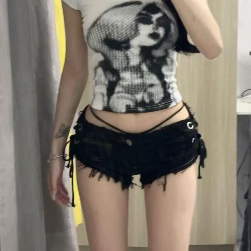 Side-tie black denim shorts for women, summer hot girl low-waist ultra-short shorts, sexy frayed hem hip-hugging hot pants for women Side-tie black denim shorts for women, summer hot girl low-waist ultra-short shorts, sexy frayed hem hip-hugging hot pants for women