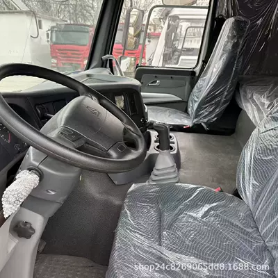 Yük maşınları Truck Howo Front Four-Wheel and