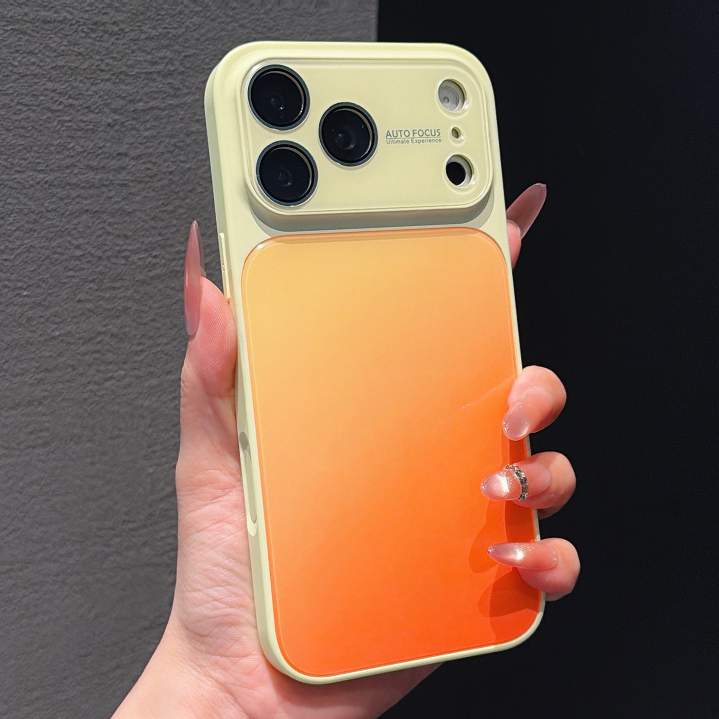 Hielo de vidrio gradiente para iPhone17Promax ventana de alto rendimiento para teléfonos móviles Apple 15 cubierta anti-caída