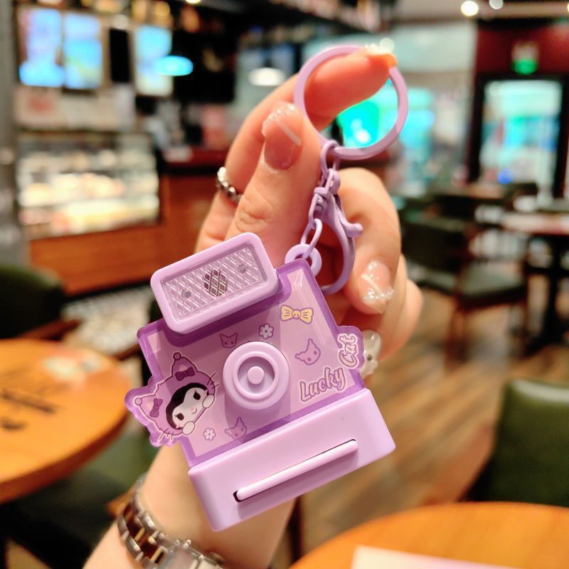 クリエイティブサンリオ発光カメラキーホルダーかわいいポラロイドカメラバッグペンダントキーチェーン小さなギフト|undefined