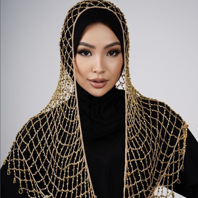 Bright Silk Mesh Hand-Woven Tassel Design Shines and Attracts the Eye with Beads Decorated Headscarf / Veil