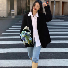灰色西装外套女2025新款春秋休闲气质名媛设计感小众超火西服