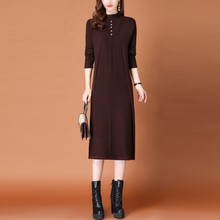 2025秋冬新款半高领针织连衣裙女洋气显瘦中长款过膝毛衣打底裙