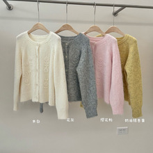 韩系立体花朵刺绣圆领毛衣开衫女秋冬新款加厚减龄羊毛针织外套