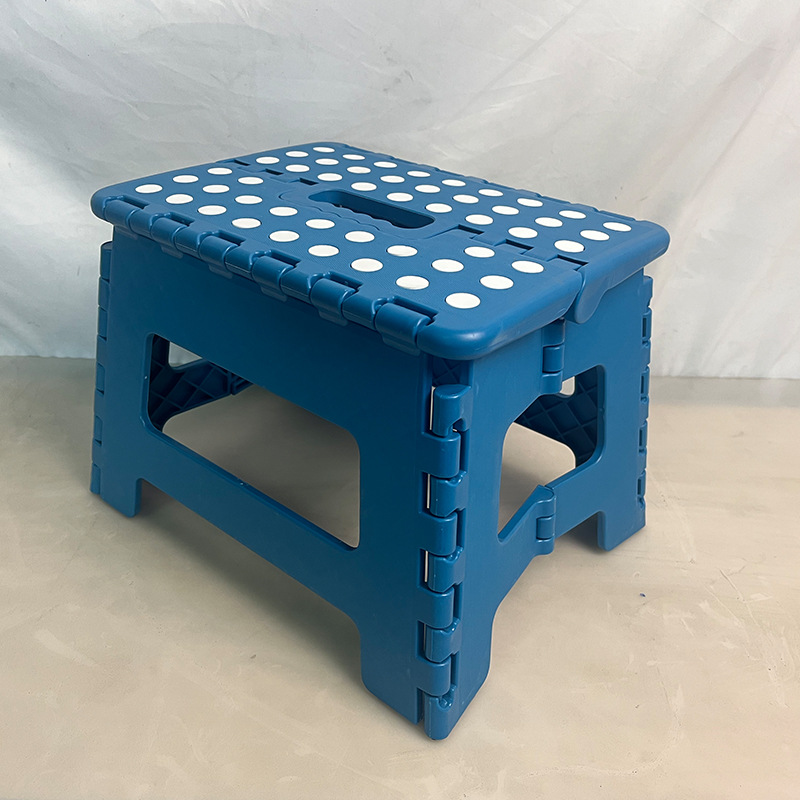 Taburete plegable de plástico grueso con envío gratuito, taburete portátil para baño, silla pequeña para niños y adultos, plegable para uso doméstico.