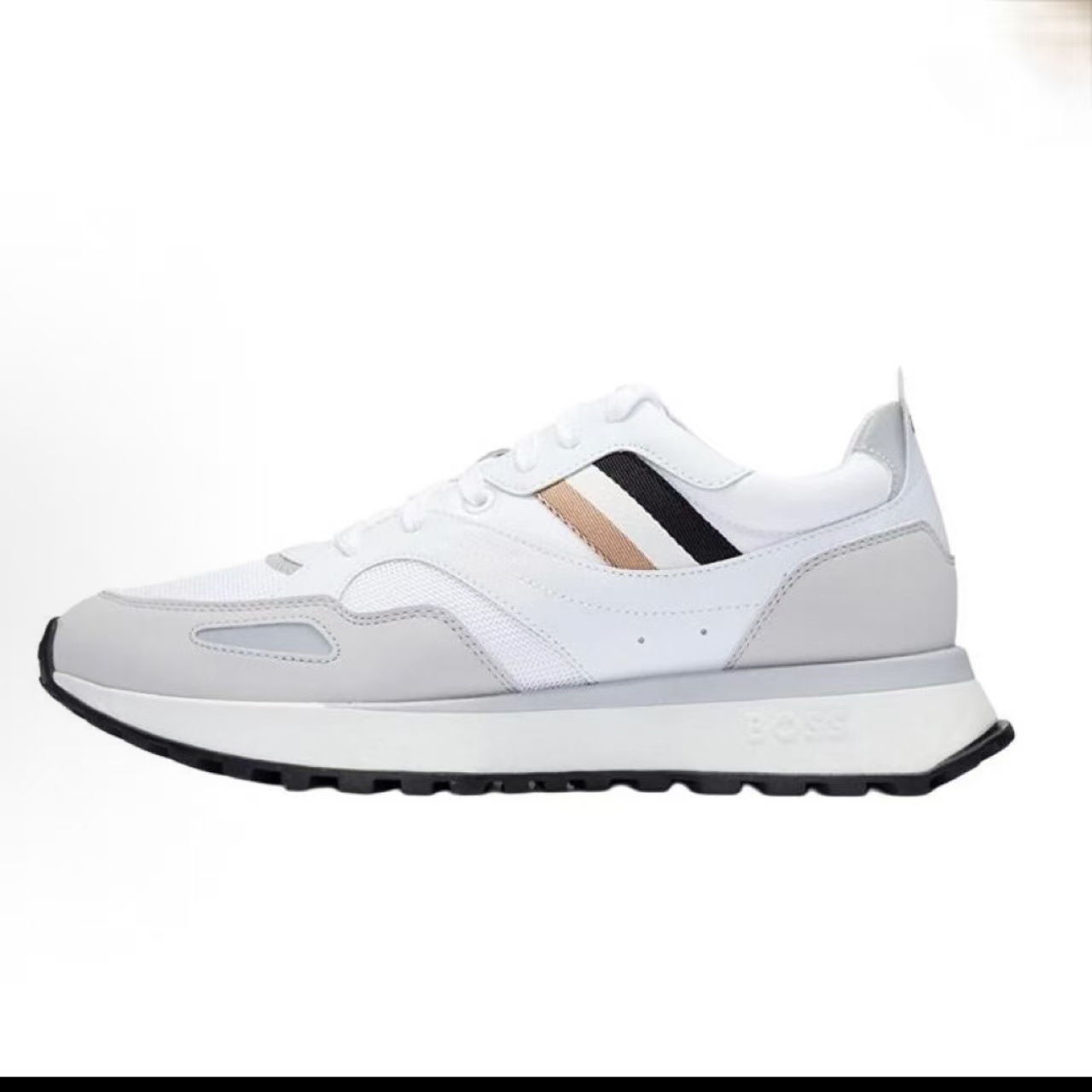 Europa estación nueva moda de zapatos de cuero zapatos casuales de hombre transpirables, moda universal y cómodos zapatos para correr con suela gruesa