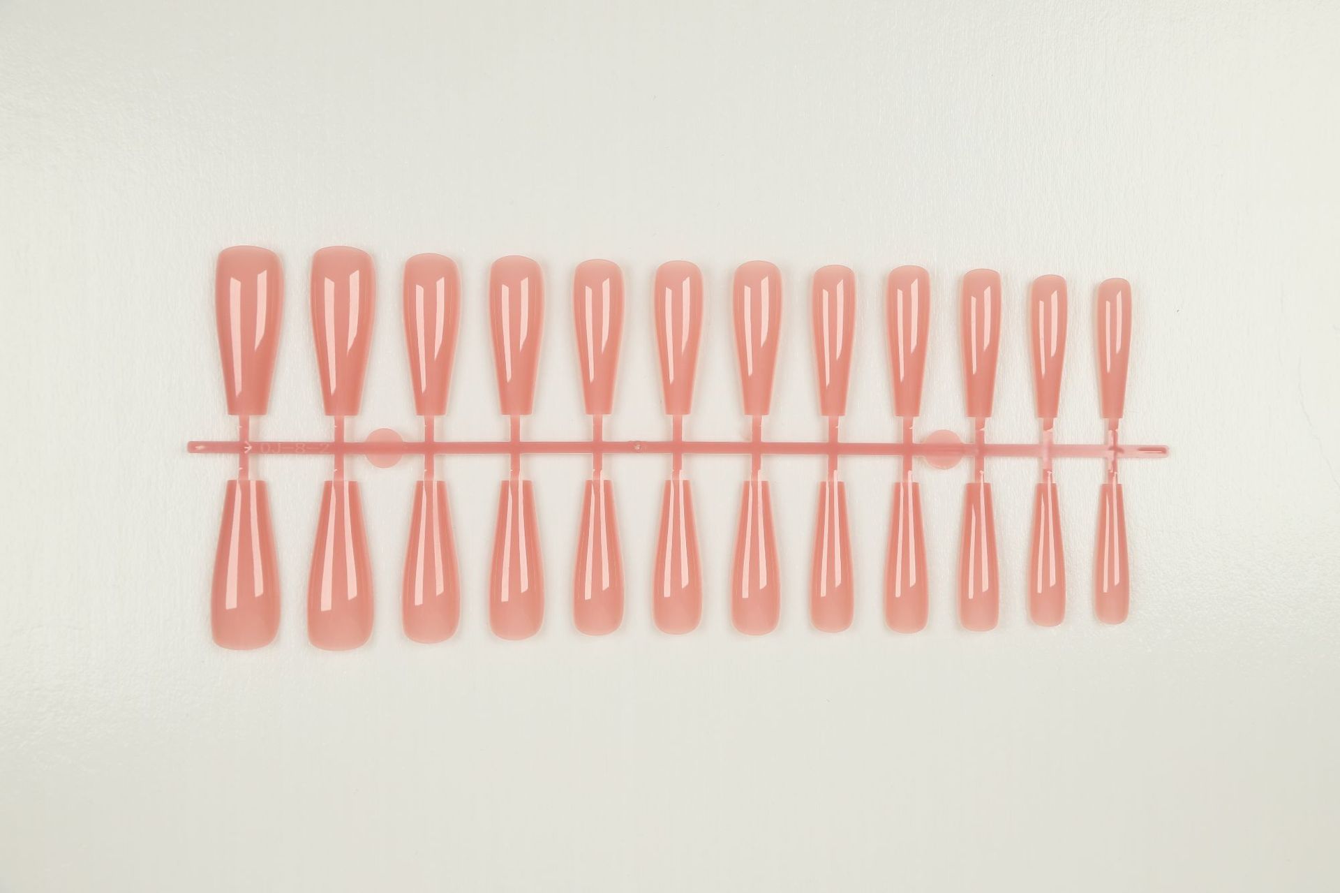 Uñas de ballet mate esmeriladas, uñas trapezoidales, uñas ataúd, 40 colores, paquete de 24 piezas, uñas postizas estilo europeo y americano