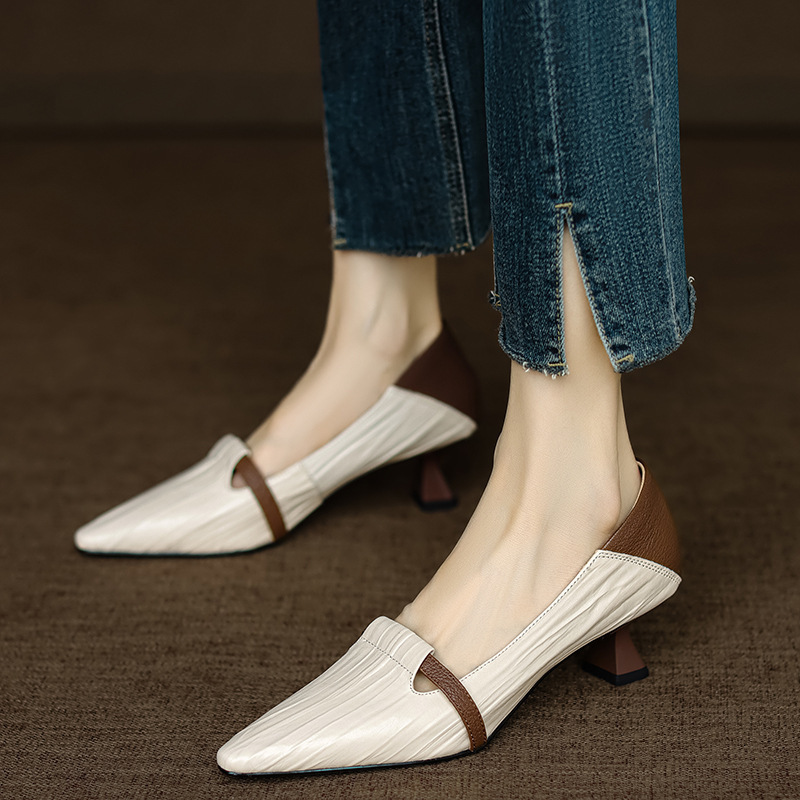 Paris Encounter ~ Temperament Pointed Color Split Slip-on Shoes Women's Shallow Mouth Retro Cat Heel High Heels