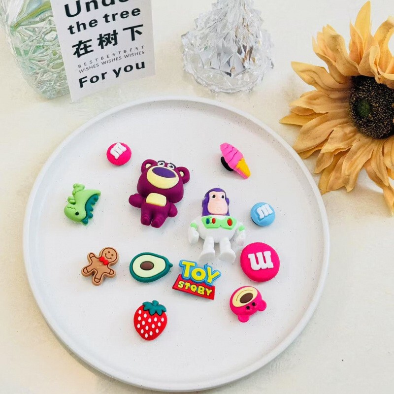 Croc Shoe Accessories DIY Shoe Flower Alloy Rhinestone Detachable Cartoon Chain Ins Xiaohongshu Hot Accessories Set Croc Shoe Accessories DIY Shoe Flower Alloy Rhinestone Detachable Cartoon Chain Ins Xiaohongshu Hot Accessories Set