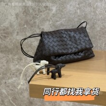 进口胎牛皮vd BV编织麂皮女包真皮斜挎包垃圾袋包女士翻盖单肩包